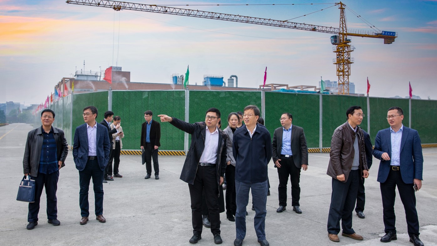 江苏省政府参事调研乐鱼在线登录入口-乐鱼(中国)-乐鱼
药业，共话川药发展之路