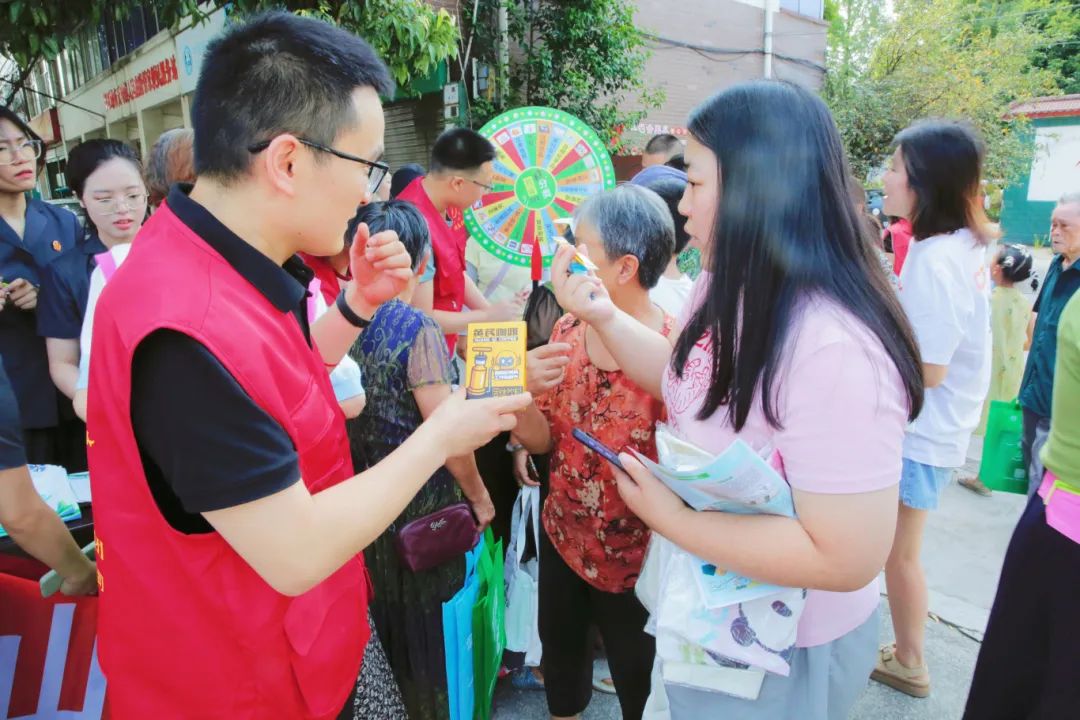乐鱼在线登录入口-乐鱼(中国)-乐鱼
开展“绿水青山就是金山银山”主题公益活动